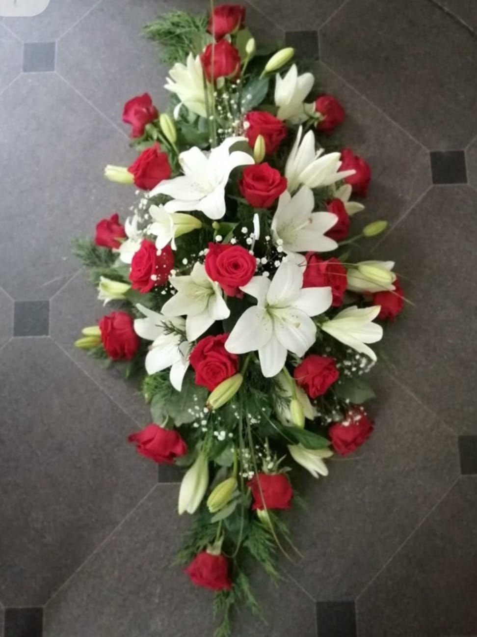 Gerbes décès ⚠️ uniquement sur commande